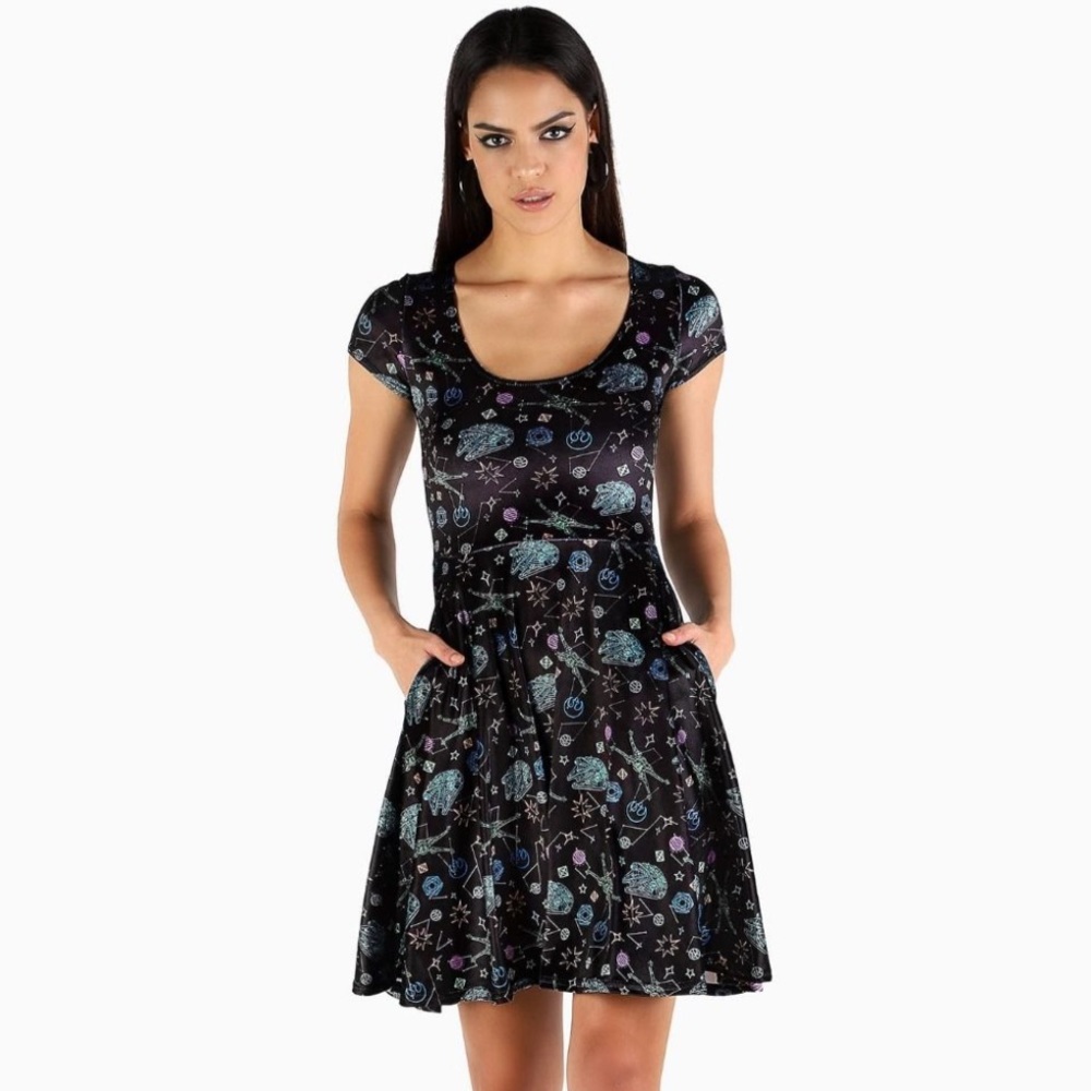 NWOT - Size SM - BM Star Wars velvet skater dress